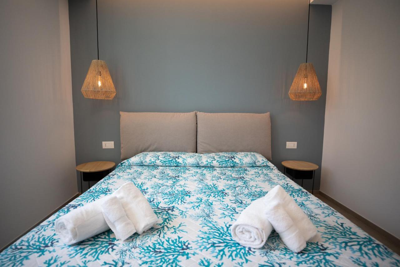 Molo Brin Rooms & Suites Ольбія Екстер'єр фото