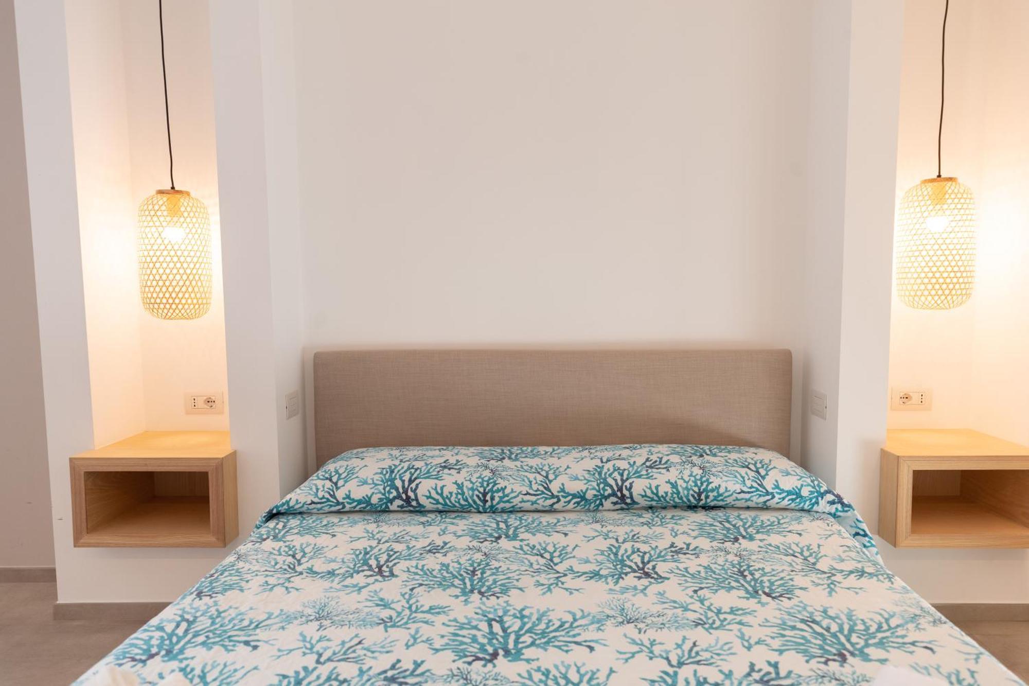 Molo Brin Rooms & Suites Ольбія Номер фото
